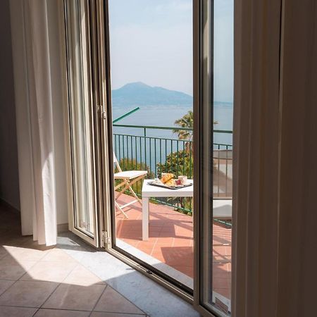 Amazing Sea&Vesuvio View Suite Vico Equense Exterior foto